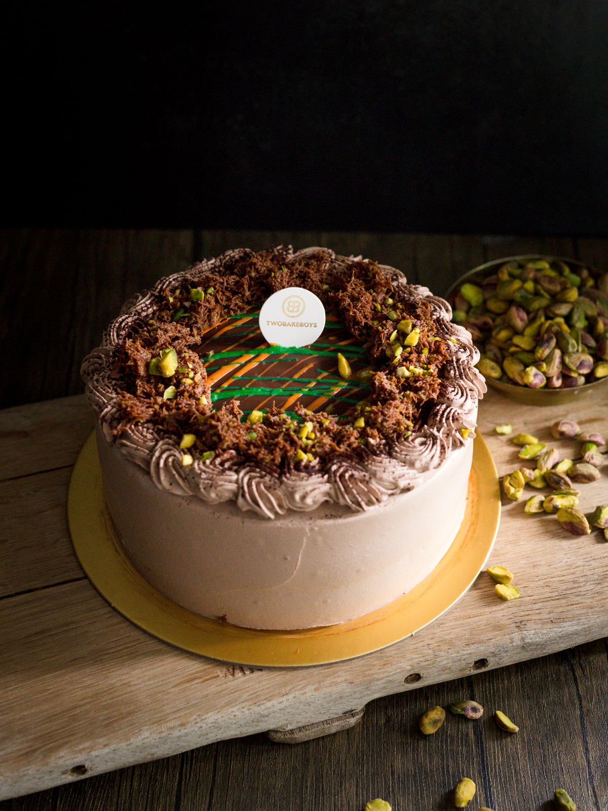 Halal Pistachio Chocolate Kunafa Cake 6"