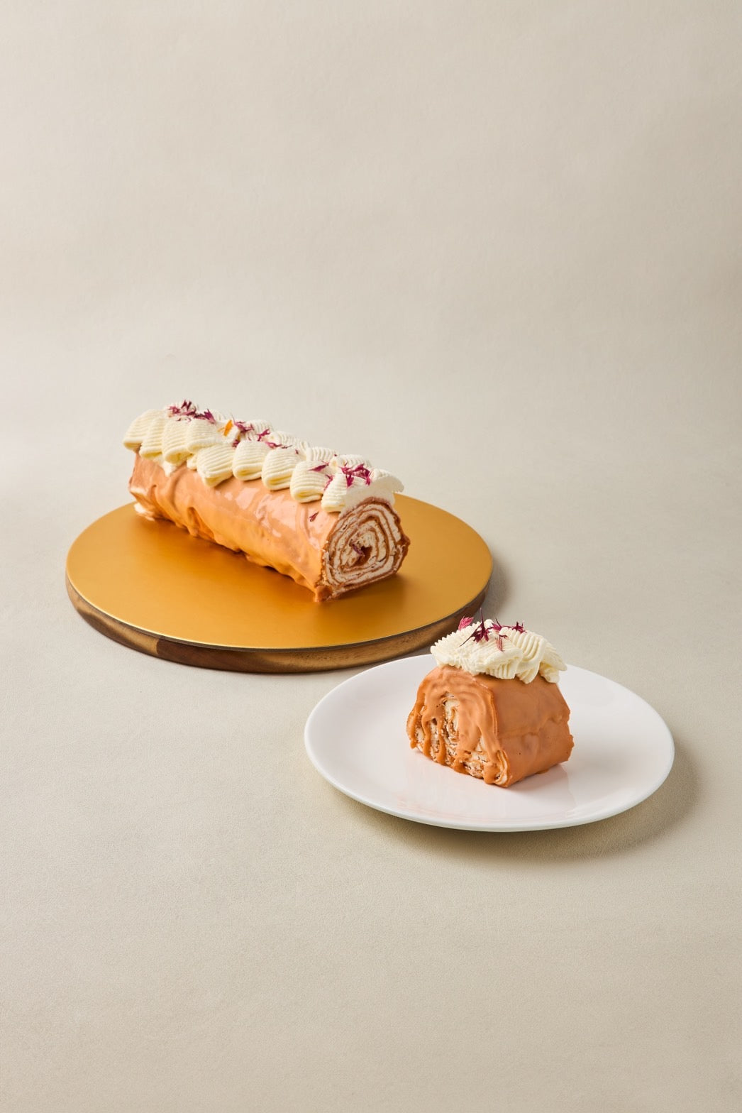 Log Crepe Cake Thai tea 22cm