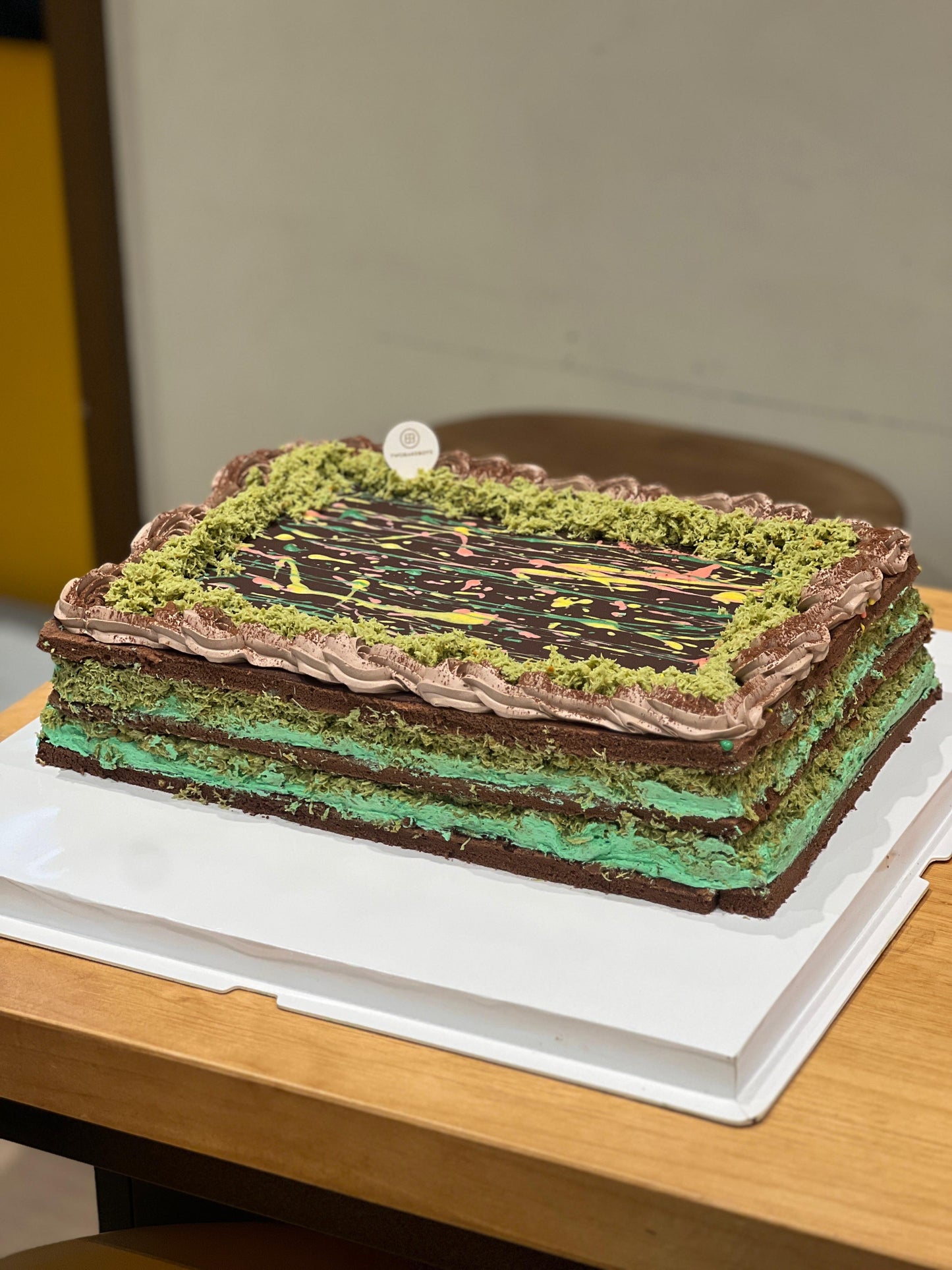 Square Halal Pistachio Chocolate Kunafa Cake 20-50pax