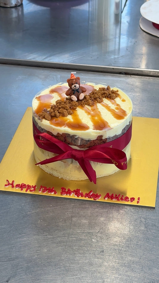 Biscoff Banana Pudding Cake 6"
