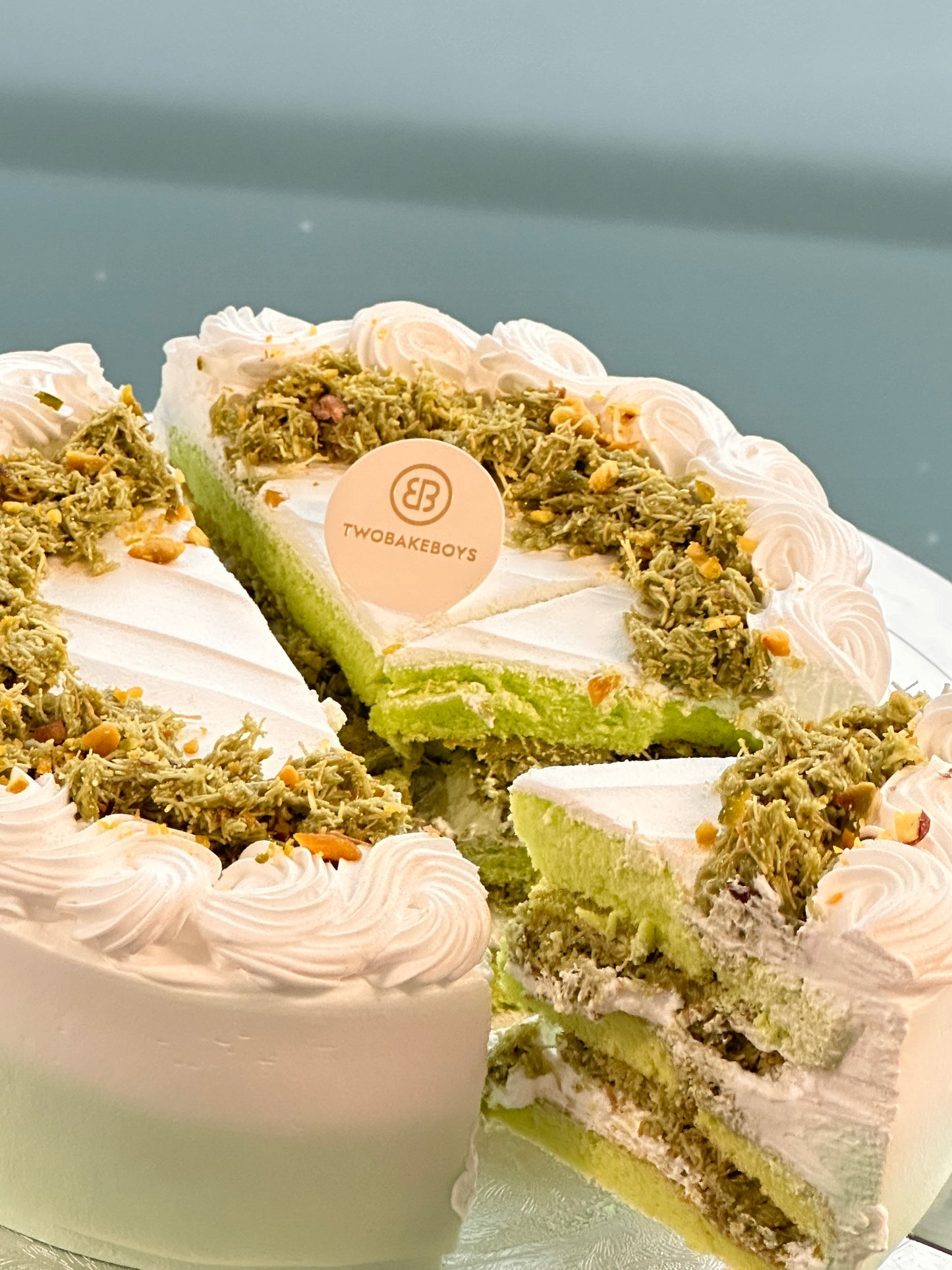 Halal Pandan Pistachio Kunafa Cake 6"