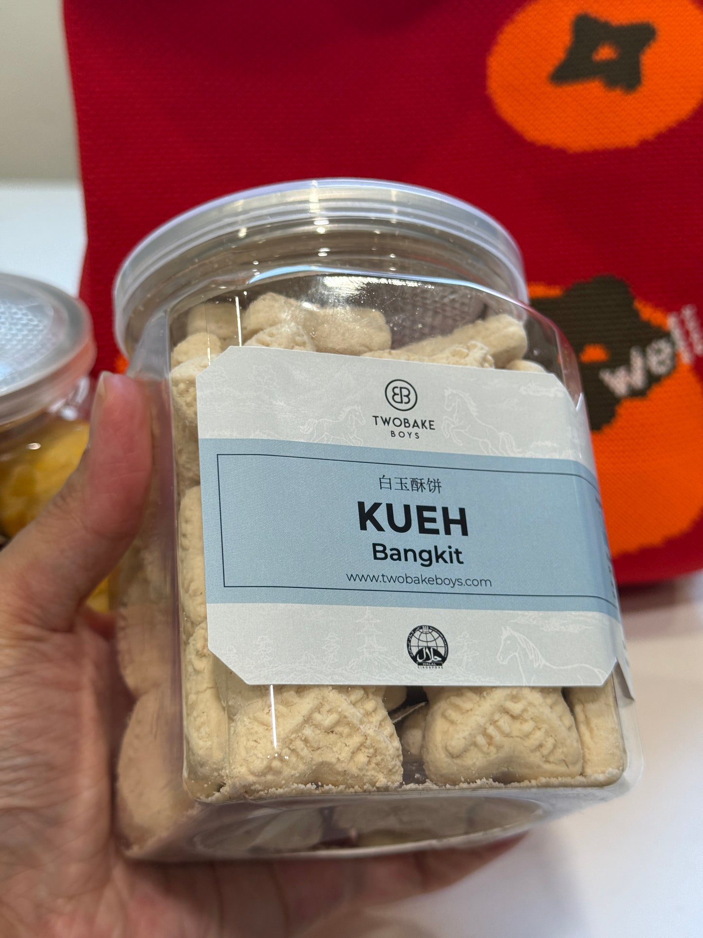 Halal Kueh Bangkit  Size L 80 pieces✨