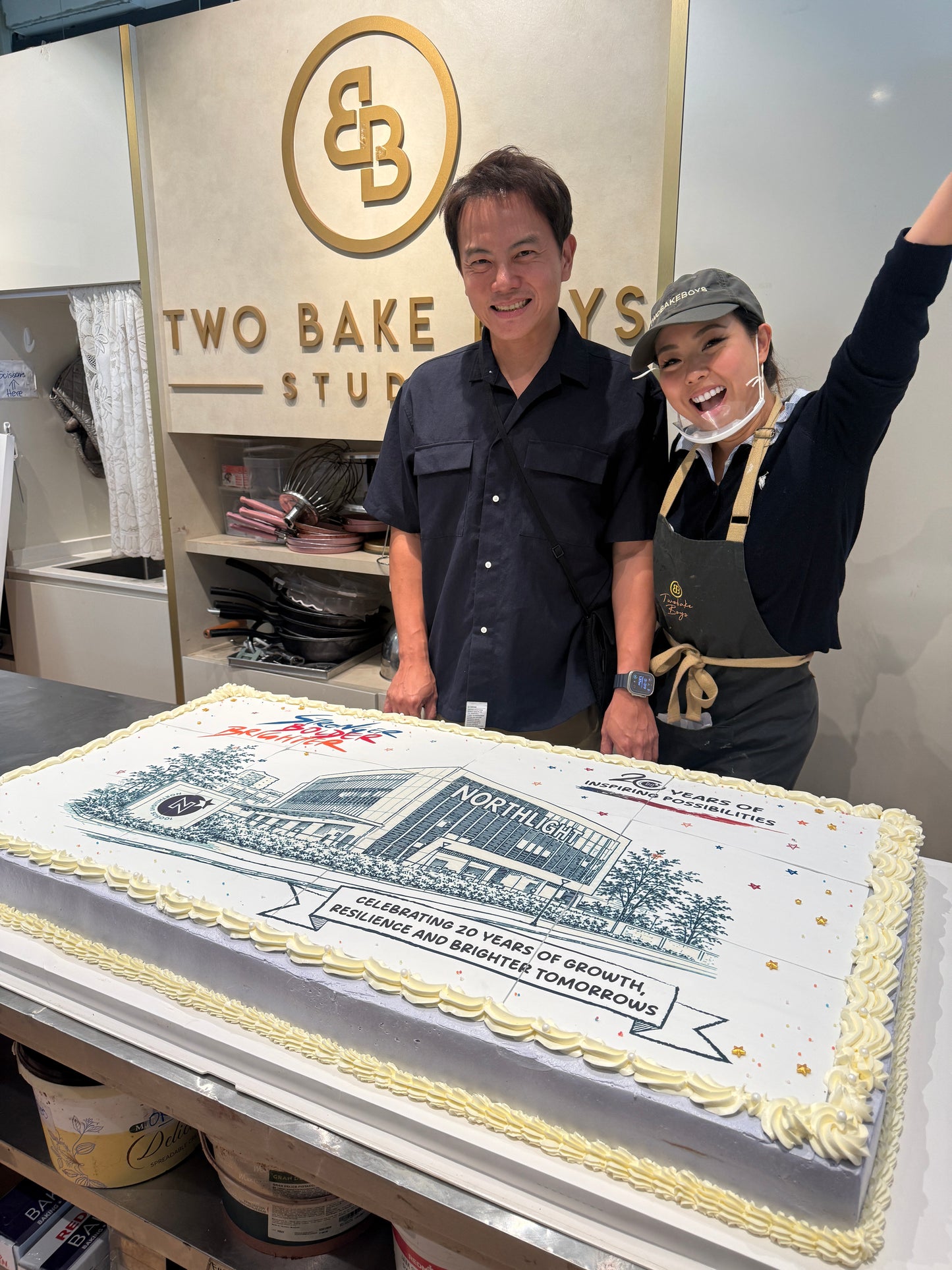 COMPANY LOGO EDIBL PRINT CAKE