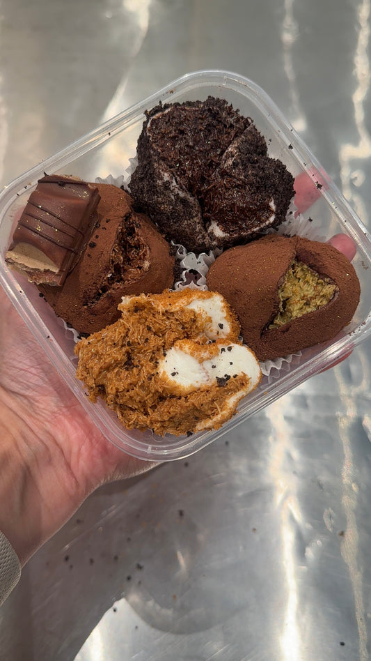 OCT Mixed box of 4 Pistachio / Milky Biscoff/ Cookie and cream/ Kinder