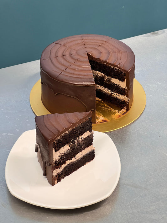Halal Belgian chocolate cake 6" (6-8 pax)