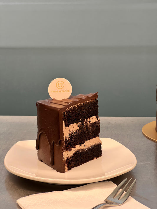 Halal Belgian chocolate cake 6" (6-8 pax)