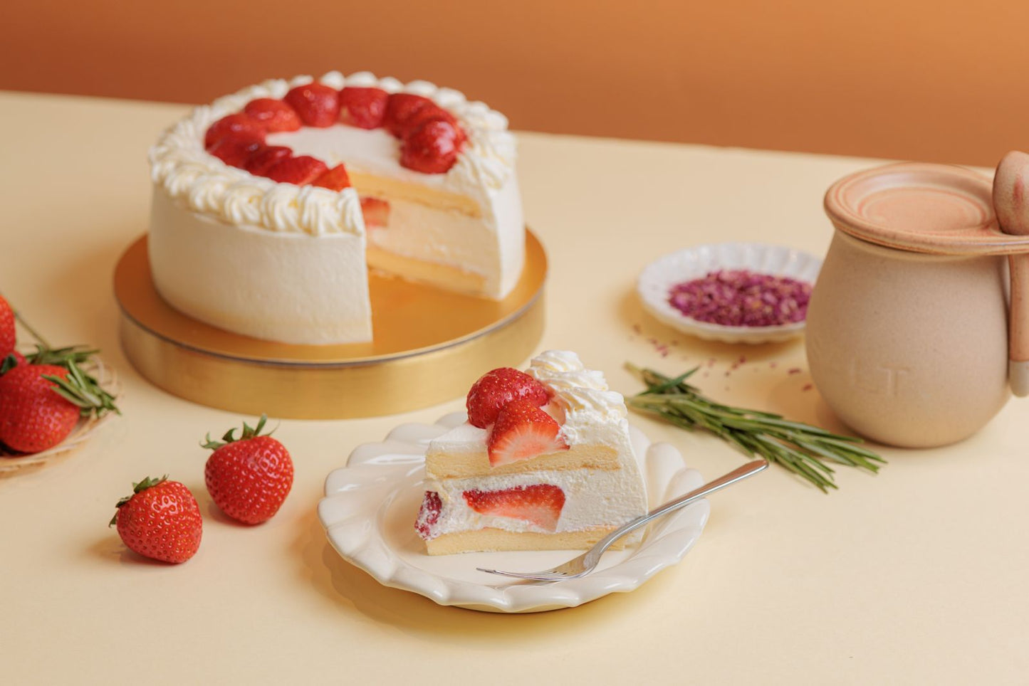 Korean Strawberry Shortcake 🍓 (shortcake the serie)